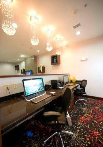 Holiday Inn Express & Suites Morrilton By Ihg Экстерьер фото
